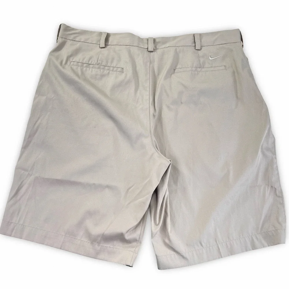 Nike Golf Tour Performance Mens Shorts Size 38 Khaki Dri-Fit Chino Athletic